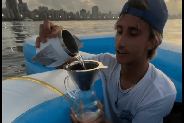 vídeo surfista café da manhã santos