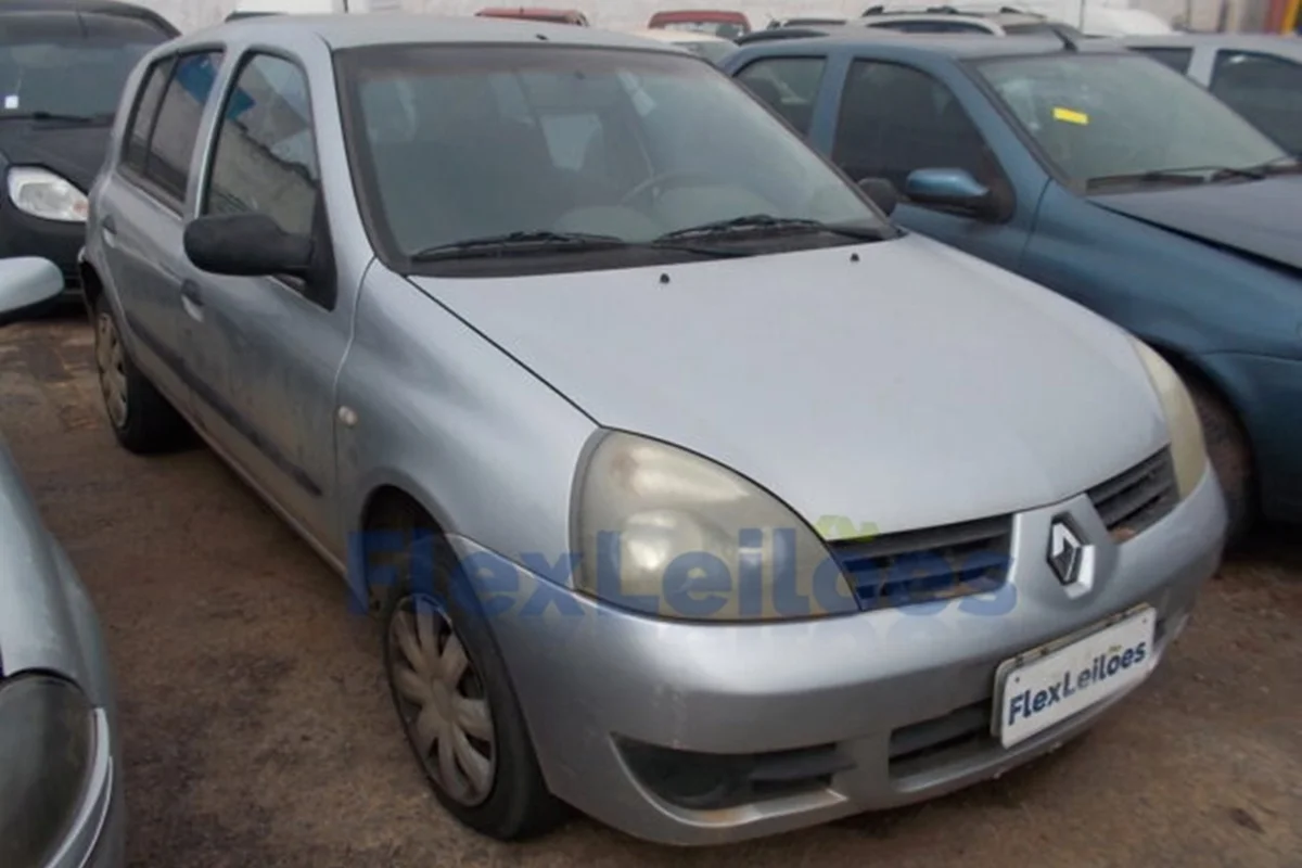 Renault Clio AUT 10 16 VH 2007 R$ 1,5 mil Renault Clio AUT 10 16 VH 2007 R$ 1,5 mil
