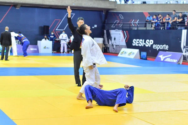 Aos 16 anos, judoca brasiliense se destaca e disputará Sul-Americano