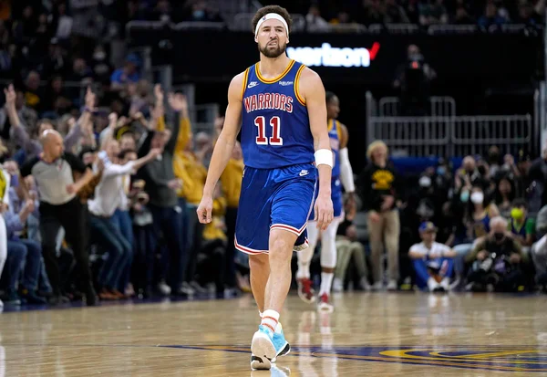 Klay Thompson faz melhor partida da temporada e Warriors vencem Bucks