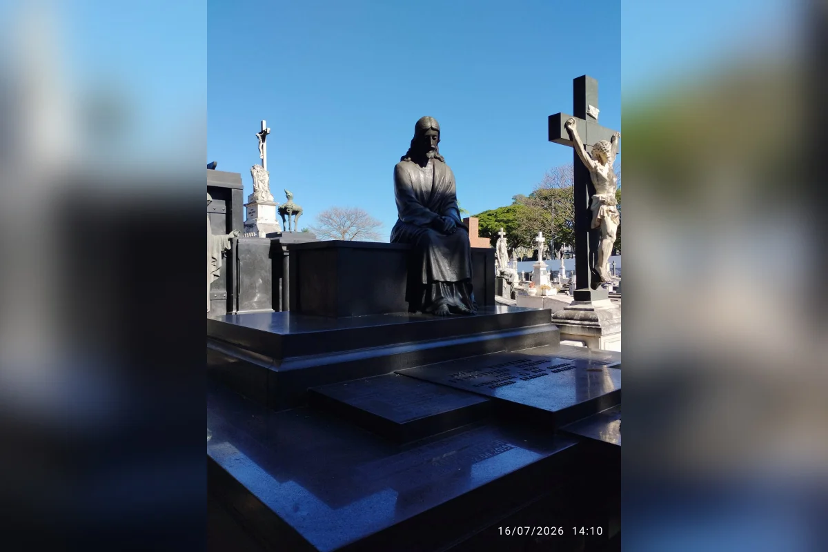 Cemitérios são lugares com histórias e cultura Cemitérios são lugares com histórias e cultura