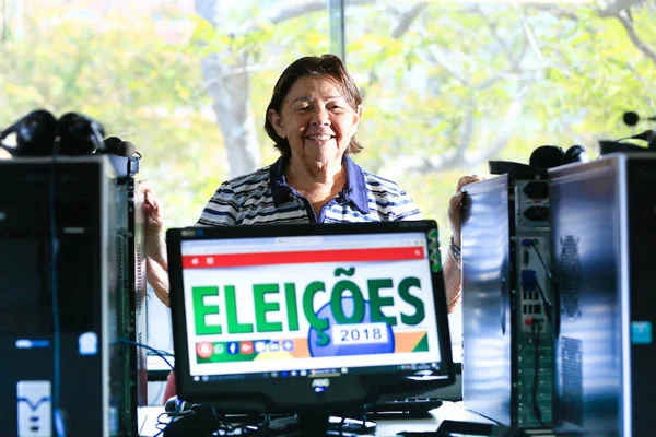 Brasileiros com mais de 60 superam jovens com até 24 nas eleições 2018