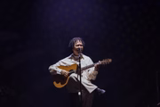 "Pronto para voltar à estrada", afirma equipe de Djavan