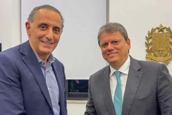 Eduardo Cury e Tarcísio de Freitas