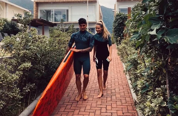 Yasmin Brunet e Gabriel Medina
