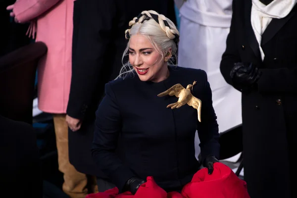 Lady Gaga na posse de Joe Biden