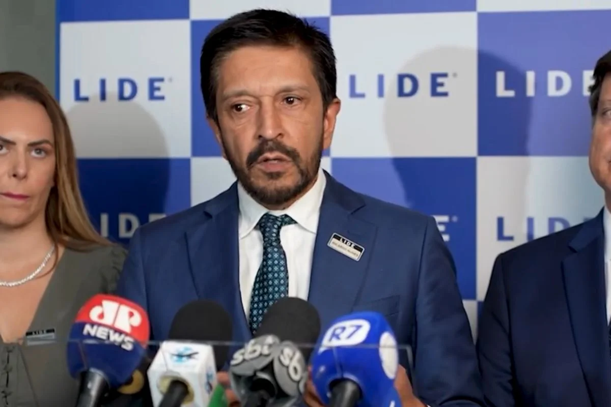 O prefeito Ricardo Nunes (MDB) em coletiva de imprensa após evento da LIDE. O prefeito Ricardo Nunes (MDB) em coletiva de imprensa após evento da LIDE.