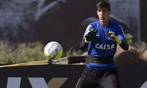 Ex-goleiro do Corinthians é condenado a três anos por morte de jovem