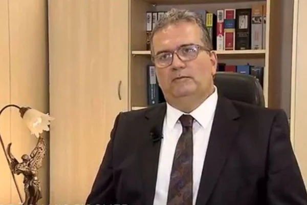 “Segurava com força”, diz ex-assessora de desembargador do TJDFT condenado por assédio