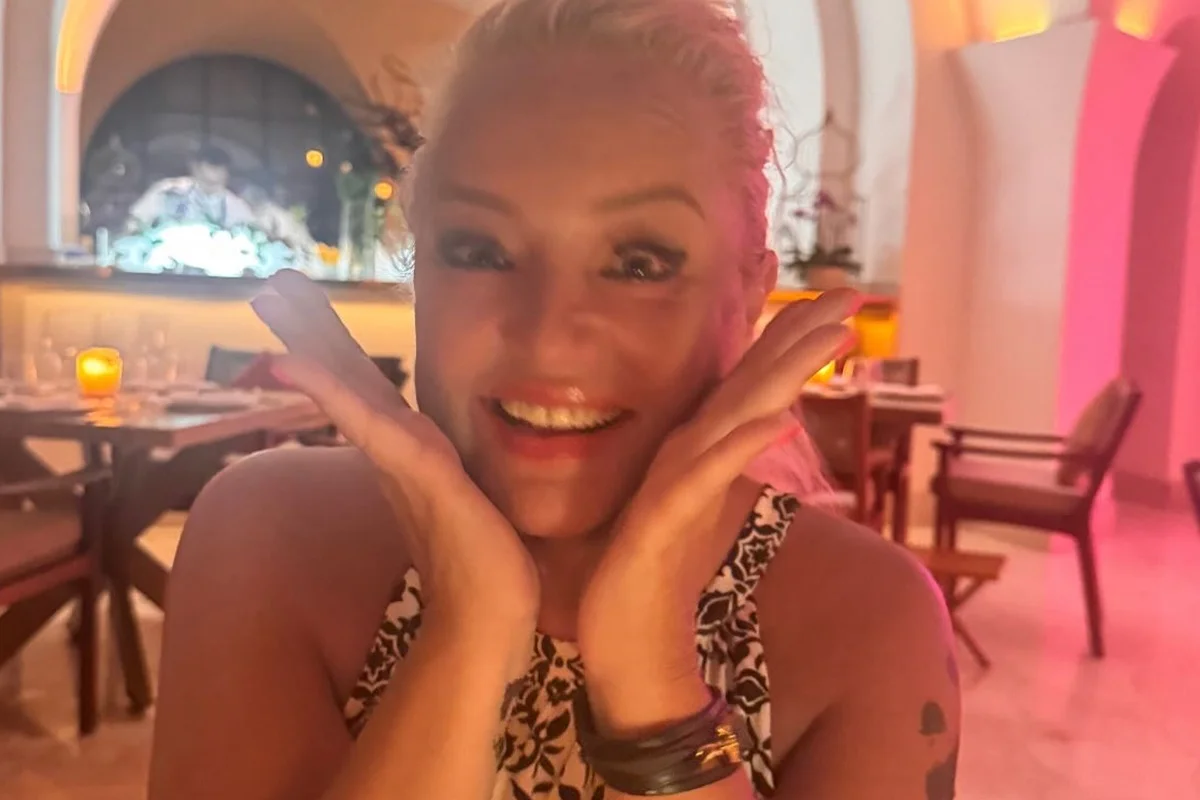 Lucy Davis revelou que seu câncer de mama está com metástase Lucy Davis revelou que seu câncer de mama está com metástase