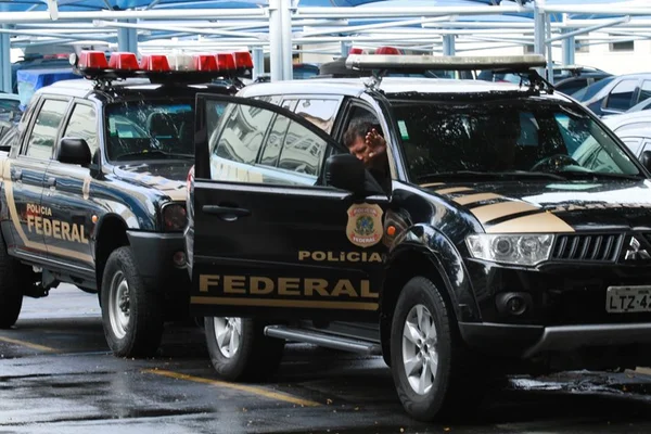 Ex-assessor de Sérgio Cabral e empresários são presos pela Lava Jato no Rio