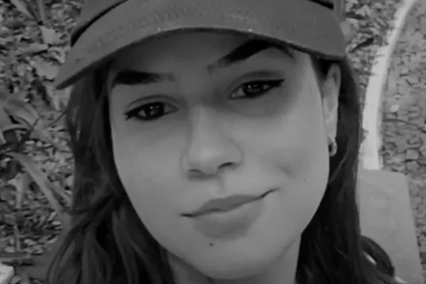 jovem encontrada morta rua violência