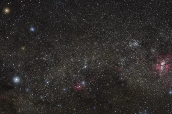 Muito brilhante, a constelação do Cruzeiro do Sul é composta por cinco estrelas e é considerada a menor das 88 definidas pela União Astronômica Internacional em 1922