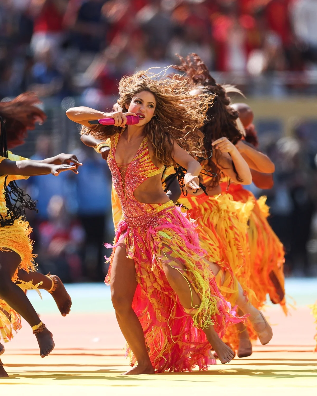 Shakira se apresentando no show do intervalo Shakira se apresentando no show do intervalo