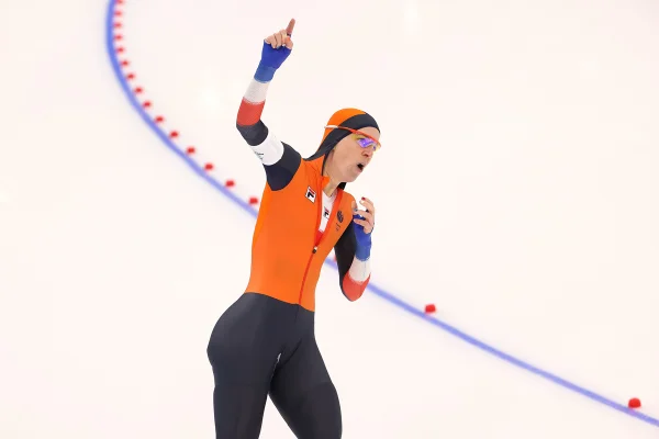 Holandesa quebra marca na patinação com ouro em 5 Olimpíadas seguidas