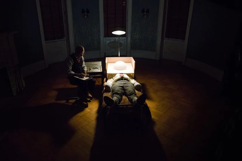 <b><a href="https://www.netflix.com/br/title/80059446">Wormwood</a>.</b> Nesta mistura de documentário e ficção, um homem vai em busca da verdade sobre o que aconteceu com a morte de seu pai. Ele era um cientista associado à CIA que trabalhou no projeto do MK Ultra, em atividade durante os anos 1960 nos EUA <b><a href="https://www.netflix.com/br/title/80059446">Wormwood</a>.</b> Nesta mistura de documentário e ficção, um homem vai em busca da verdade sobre o que aconteceu com a morte de seu pai. Ele era um cientista associado à CIA que trabalhou no projeto do MK Ultra, em atividade durante os anos 1960 nos EUA