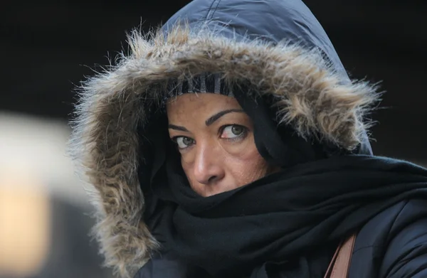 Mulheres têm quase 3 vezes mais chance de sofrer AVC no inverno