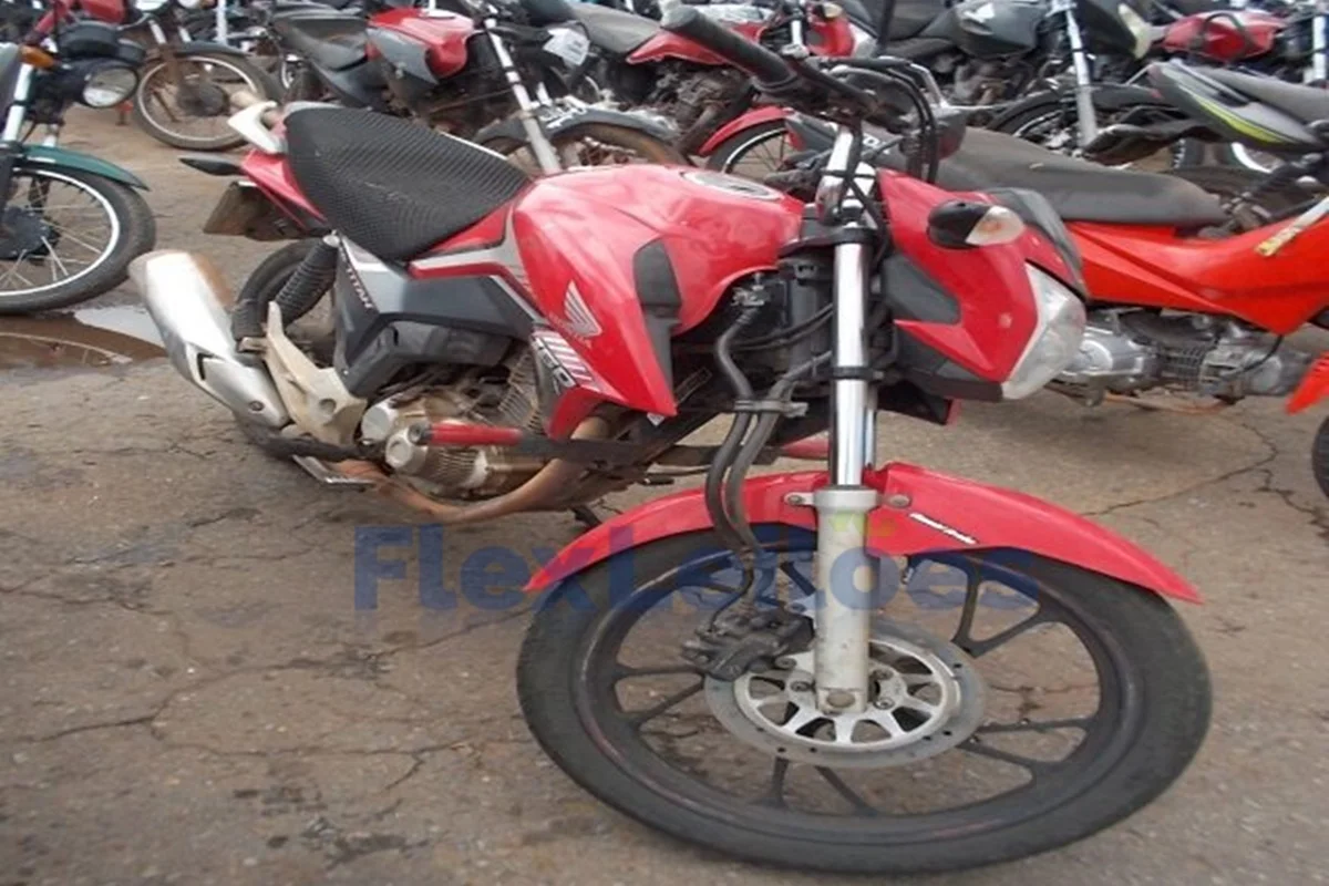 Honda CG 160 Titan 2018 R$ 1,2 mil Honda CG 160 Titan 2018 R$ 1,2 mil
