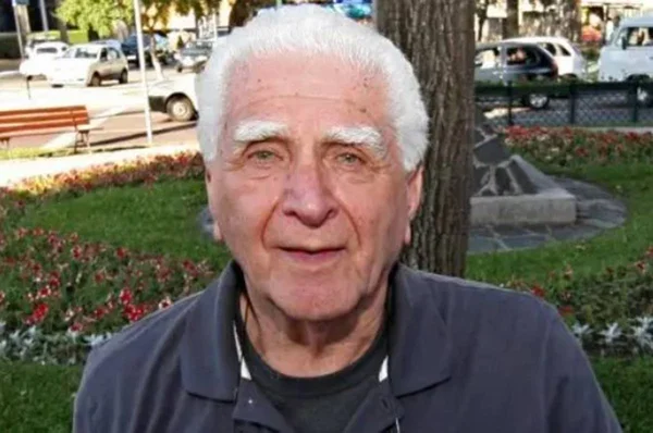Ex-prefeito de Curitiba, engenheiro Saul Raiz morre aos 91 anos
