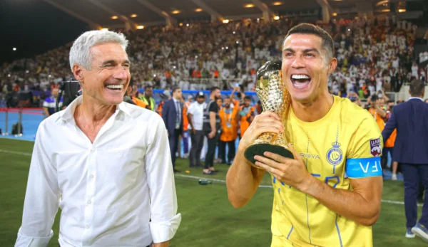 Foto colorida de Cristiano Ronaldo e Luis Castro - Metrópoles