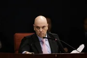 Moraes nega pedido de visitas livres e continuas à casa de Bolsonaro