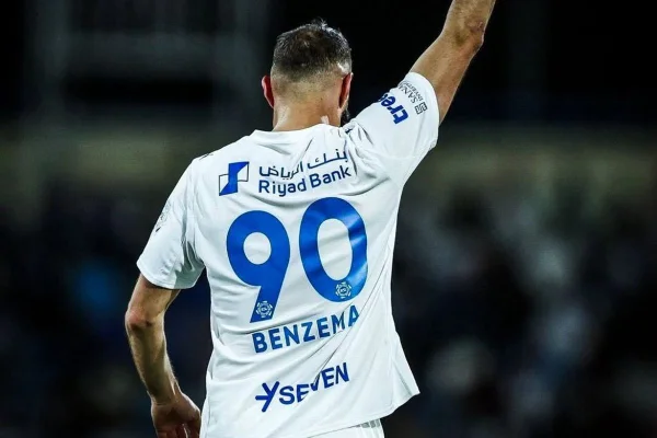 Foto colorida de Benzema - Metrópoles