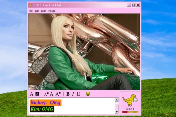 Paris Hilton em campanha da Coach que imita chamada de vídeo