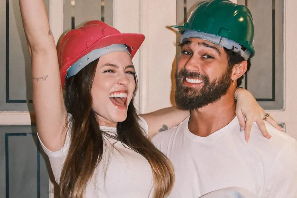 Larissa Manoela e André Luiz Frambach mostram mansão em obras - Metrópoles