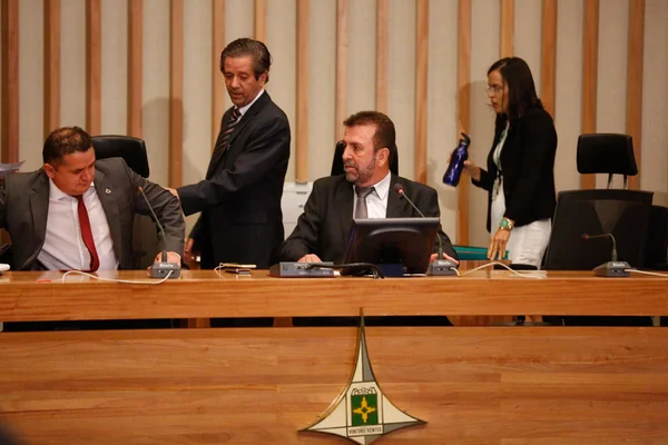Mesa recebe pareceres sobre cassação e definirá futuro de distritais