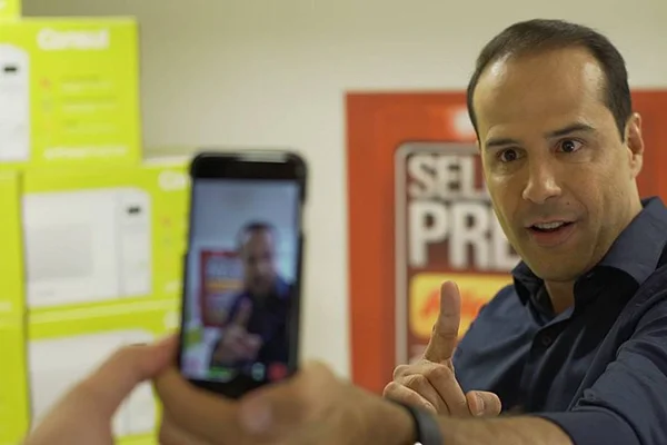 Fundador da Ricardo Eletro foi preso durante operação contra sonegação fiscal