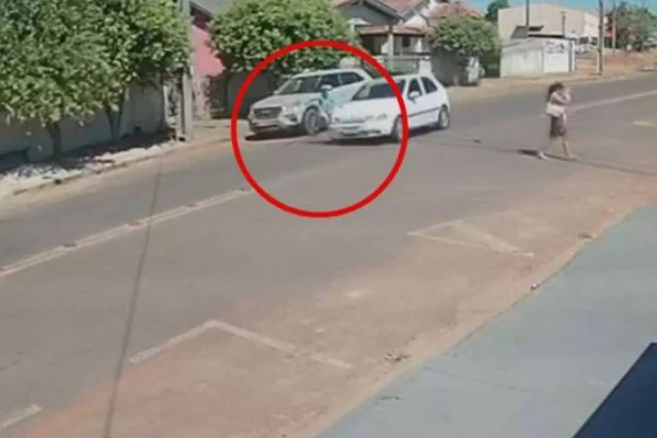 Imagem colorida de menina atropelada em Mato Grosso