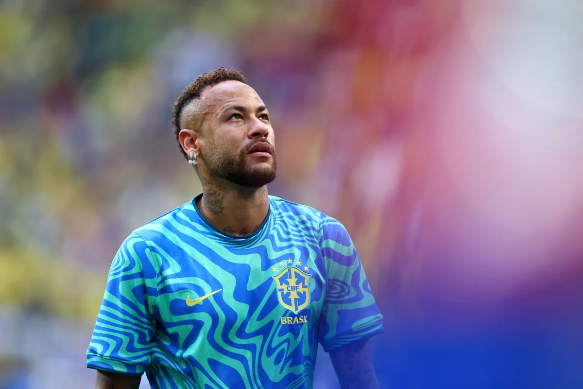 Neymar em aquecimento Neymar em aquecimento