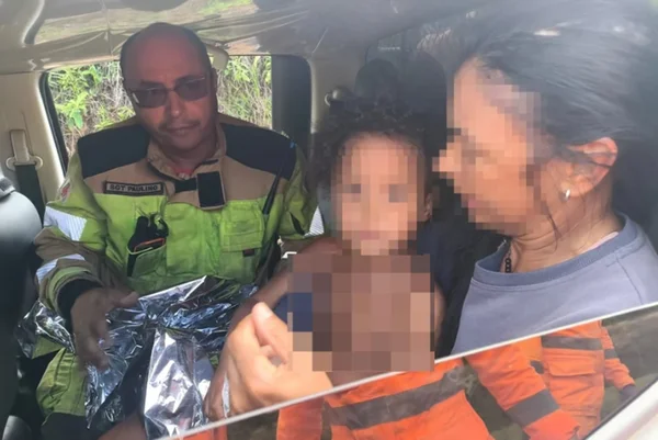 Foto de Alice, autista de 4 anos encontrada na área da mata em MG -Criança autista em MG: por que há mais diagnósticos em menores hoje? - Metrópoles