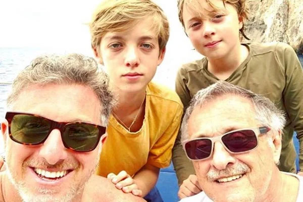 Filho de Huck e Angélica bateu a cabeça em prancha de wakeboard