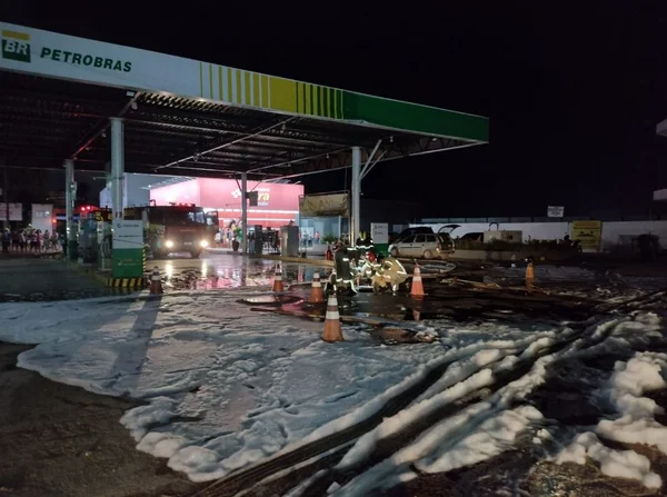 Explosão em posto de combustível deixa 2 mortos e um ferido em Macapá