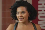 Bella Campos como Maria de Fátima