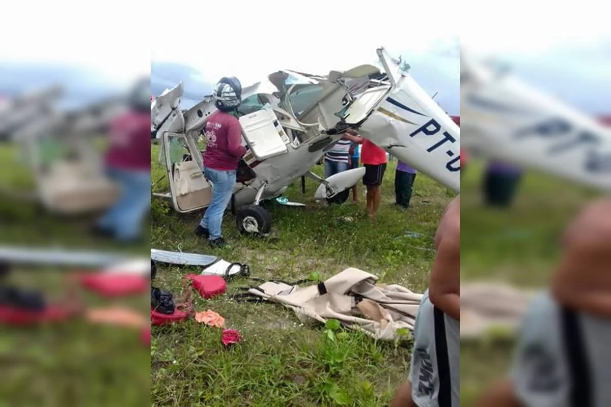 Os passageiros e o piloto foram socorridos e encaminhados a hospitais Os passageiros e o piloto foram socorridos e encaminhados a hospitais