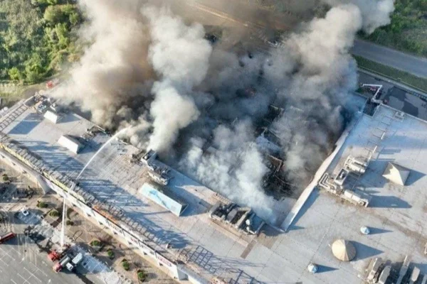 Ataque russo a shopping deixa 6 mortos e mais de 90 feridos na Ucrânia - Metrópoles