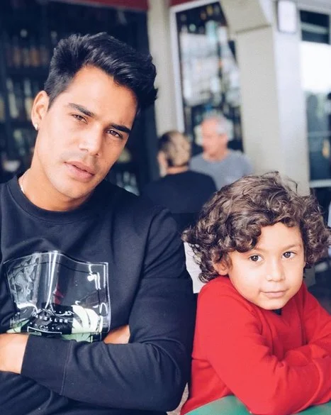 O ator Micael Borges tem um filho O ator Micael Borges tem um filho