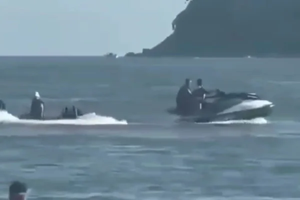 Ladrões usam jet-ski para assaltar casal em São Vicente - Metrópoles