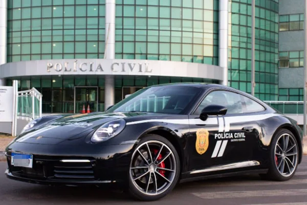 Porsche adesivada