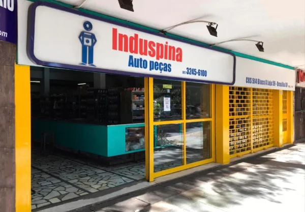 Fachada de uma loja - Metrópoles