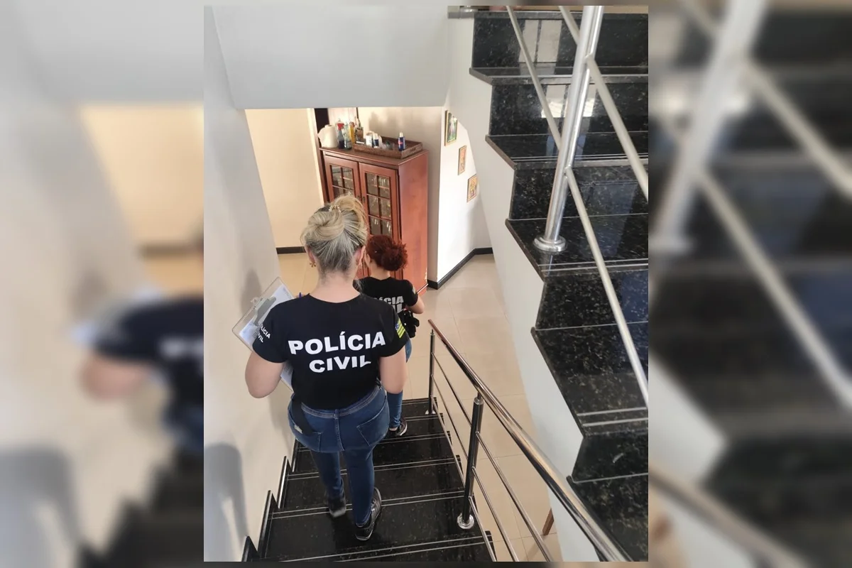 Polícia Civil de Goiás cumpriu mandado de busca e apreensão contra suspeita de estelionato em Aparecida de Goiânia Polícia Civil de Goiás cumpriu mandado de busca e apreensão contra suspeita de estelionato em Aparecida de Goiânia
