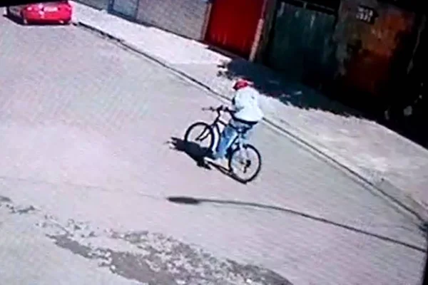 Vídeo: homem tenta matar rival no DF e atira contra a própria perna