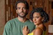 Maria de Fátima (Bella Campos) e Afonso Roitman (Humberto Carrão) Maria de Fátima (Bella Campos) e Afonso Roitman (Humberto Carrão)