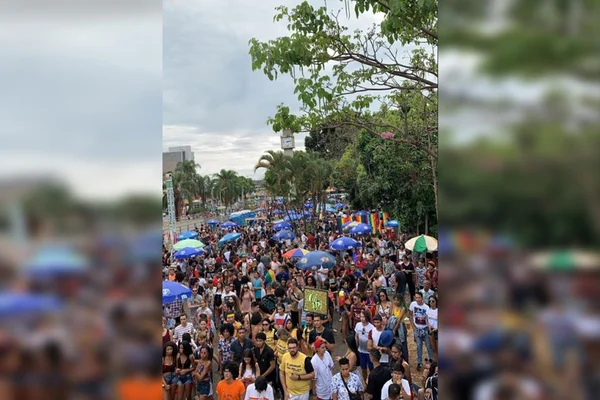 Parada LGBT agita as ruas de Taguatinga sob a bandeira da diversidade