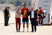 Rodri chegou à capital da Espanha com a taça da Copa do Mundo nas mãos. Rodri chegou à capital da Espanha com a taça da Copa do Mundo nas mãos.