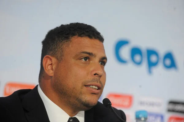 Ronaldo diz não se surpreender com corrupção na Fifa e CPI do Futebol