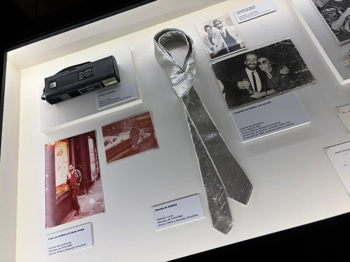Exposição em Belo Horizonte resgata a trajetória de Markito, estilista mineiro que vestiu estrelas como Gal Costa, Xuxa e Liza Minnelli Exposição em Belo Horizonte resgata a trajetória de Markito, estilista mineiro que vestiu estrelas como Gal Costa, Xuxa e Liza Minnelli