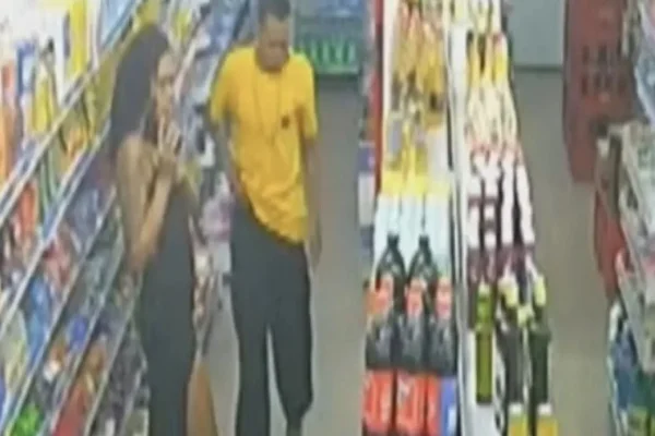 Bilhete na boca de “desertora” degolada pode revelar assassino